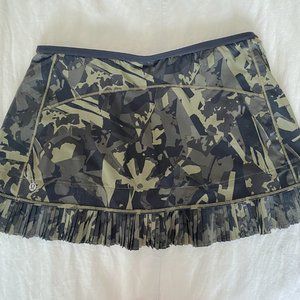 LULULEMON TENNIS SKIRT